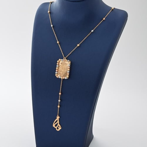 عقد ذهب عيار 18