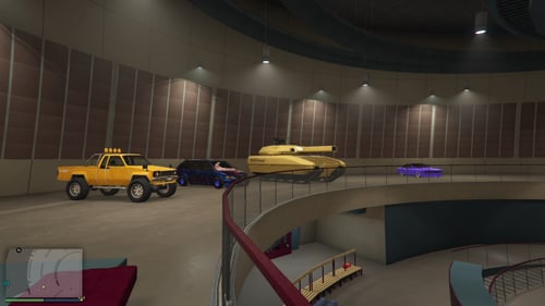 ايدي قراند والعاب ( سيارات ونوادر وملابس )