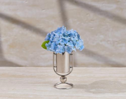 مزهرية بلمسة من الأناقة