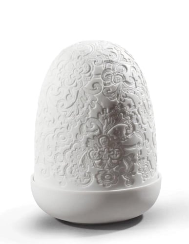 لادرو مصباح طاولة بقبة دانتيل