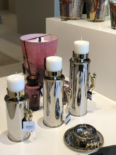 حامل شموع ملكي وسط