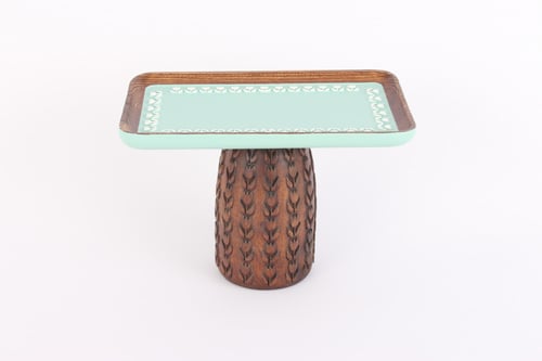 حامل الكيك أخضر فاتح