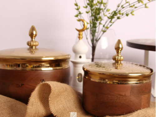 زبدية خشبي دائري