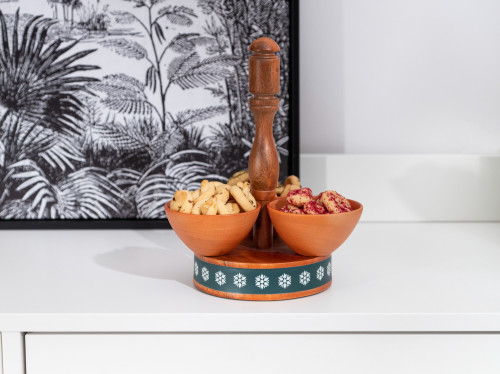 وعاء خاص بتقديم المكسرات