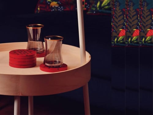 كوستر قاعدة للاكواب والفناجيل