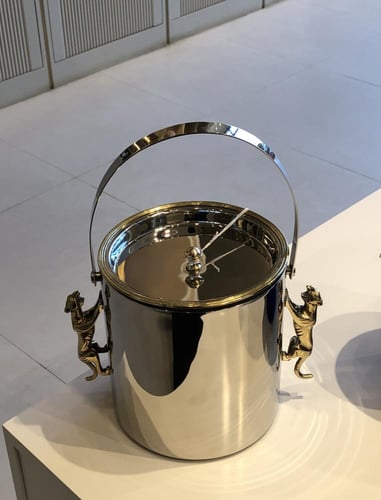 وعاء حافظ للثلج ملكي