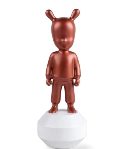 لادرو تمثال الضيف ذو اللون الأحمر المعدني نموذج صغ...