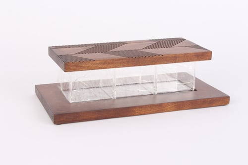 وعاء خاص بتقديم المكسرات