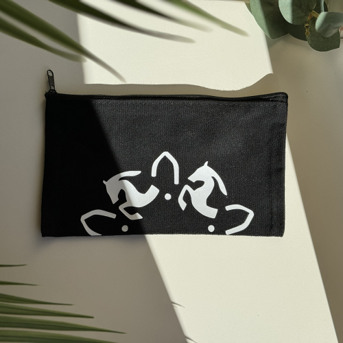 باوتش اسود - يوم التأسيس