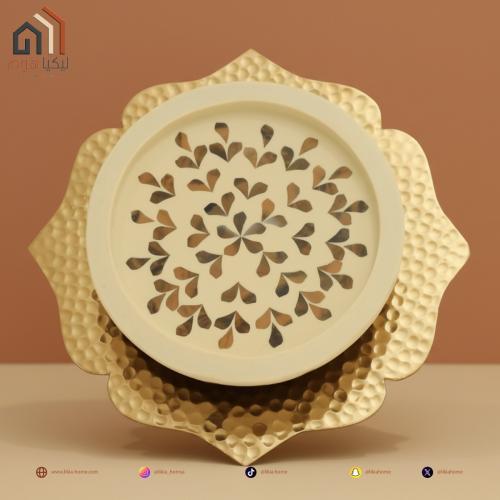 صحن تقديم فاخر خشب مع صدف بني بقاعدة معدن