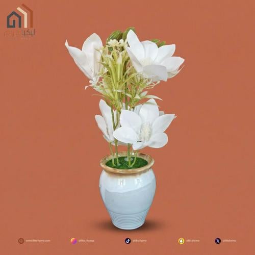 نباتات صناعية بمركن حجم صغير