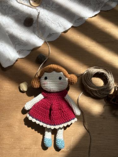 16 cm doll
