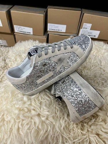 Golden goose Superstar distressed lace-up sneakers