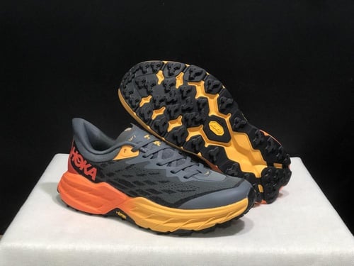 حذاء سنيكرز هوكا HOKA Speedgoat 5
