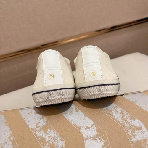 حذاء جولدن جوس Golden Goose