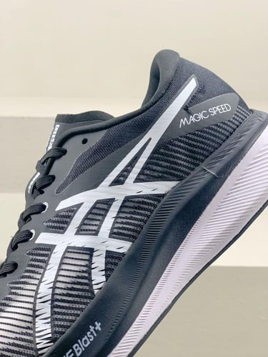 حذاء اسيكس MAGIC SPEED