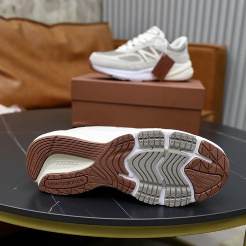 نيوبالانس Loro Piana