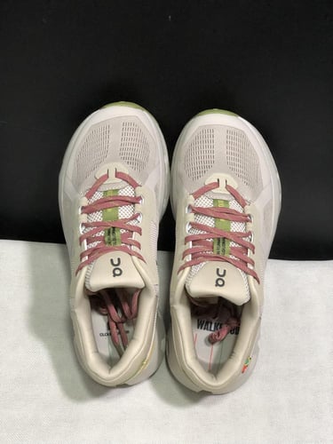 حذاء اون راننج on running cloudrunner2