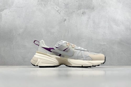 Nike V2K Run Prm "Light Bone" sneakers