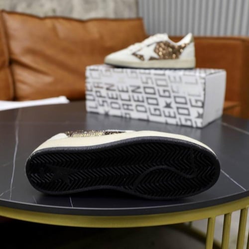 حذاء جولدن جوس Golden Goose