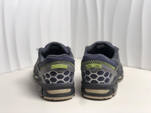 ASICS Gel-Kahana 8 Grey