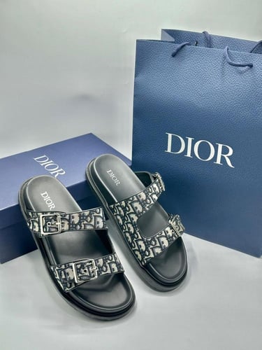 صندل Dior