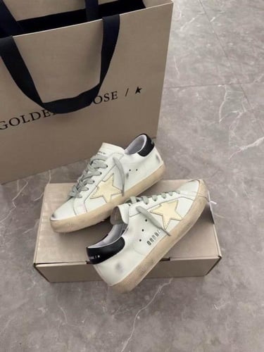 حذاء جولدن جوس Golden Goose