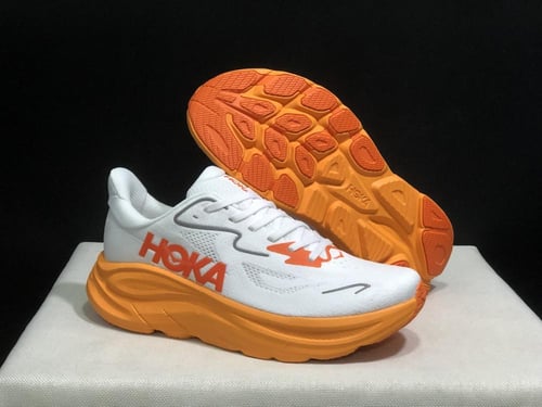 حذاء سنيكرز HOKA Clifton 10