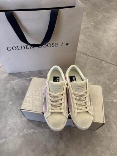 حذاء جولدن جوس Golden Goose
