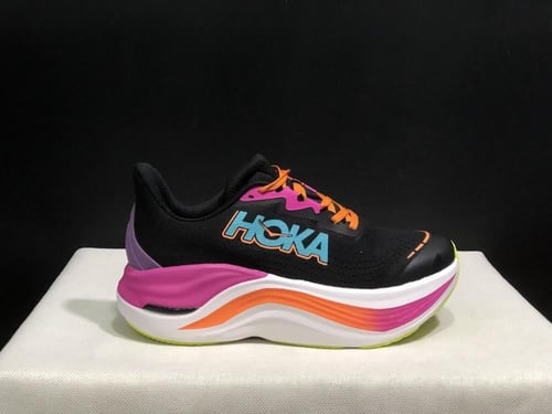 حذاء سنيكرز HOKA One One SKYWARD X