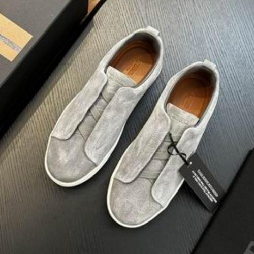 حذاء زينيا ZEGNA مخمل
