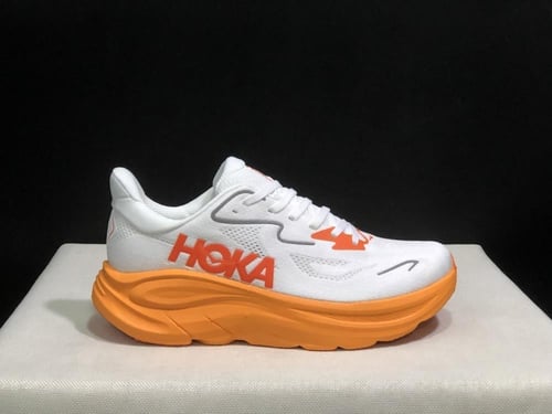 حذاء سنيكرز HOKA Clifton 10