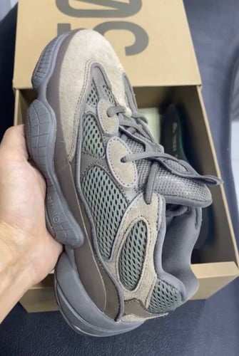 YEEZY 500 "Clay Brown"
