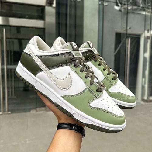 Nike Dunk Low "Oil Green" sneakers