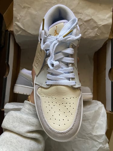 Air Jordan 1 Low "Paris" sneakers