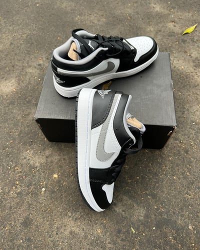 Air Jordan 1 Low Smoke Grey