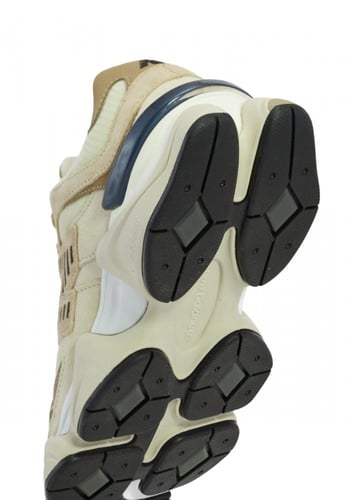 NEW BALANCE 9060 special edition