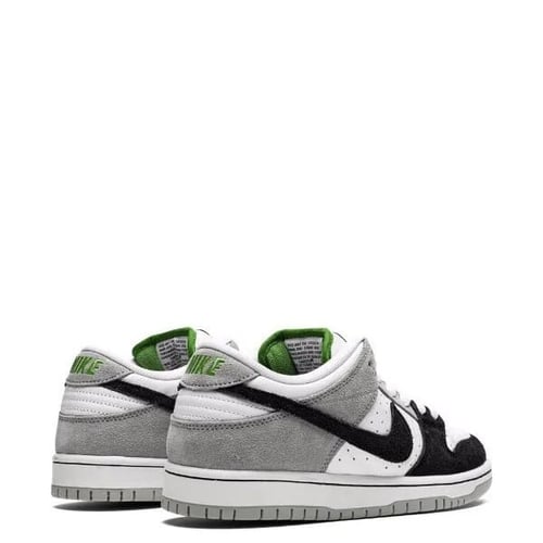 Nike SB Dunk Low Pro "Chlorophyll"