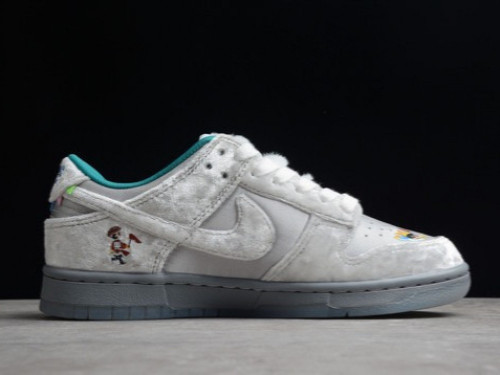 Nike Dunk Low "Ice"