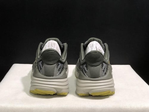 حذاء سنيكرز HOKA One One SKYWARD X