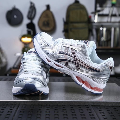 حذاء اسيكس Kayano 14