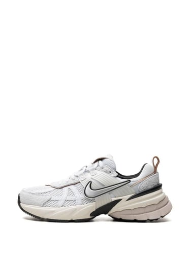 Nike V2K Run "Pure Platinum/Chrome'" sneakers