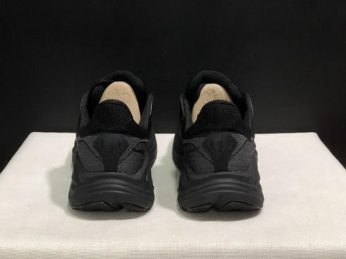 حذاء سنيكرز HOKA Clifton 10