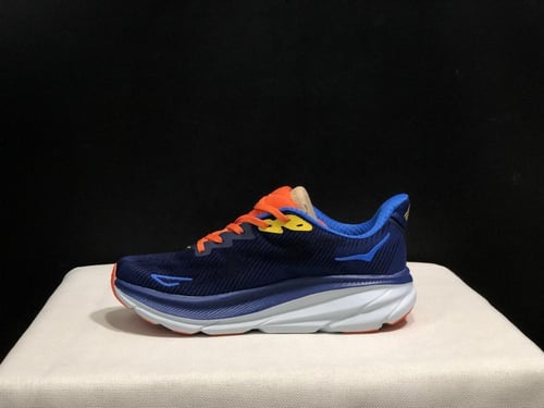 حذاء سنيكرز HOKA Clifton 9