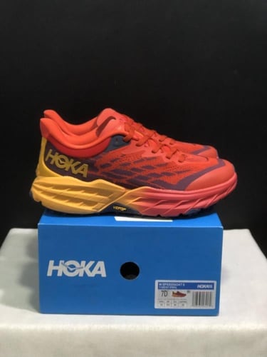 حذاء سنيكرز هوكا HOKA Speedgoat 5