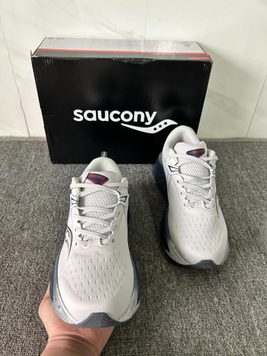 Saucony Men's Triumph 22 Cloud/Navy