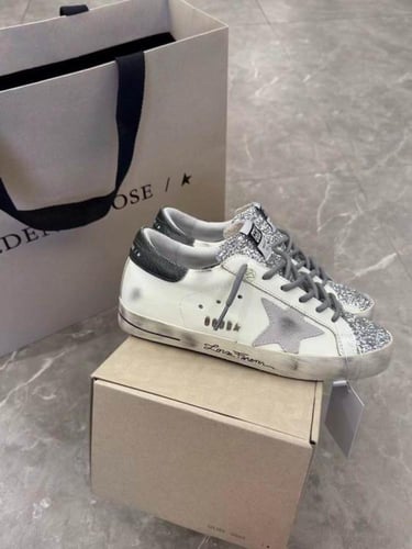 حذاء جولدن جوس Golden Goose