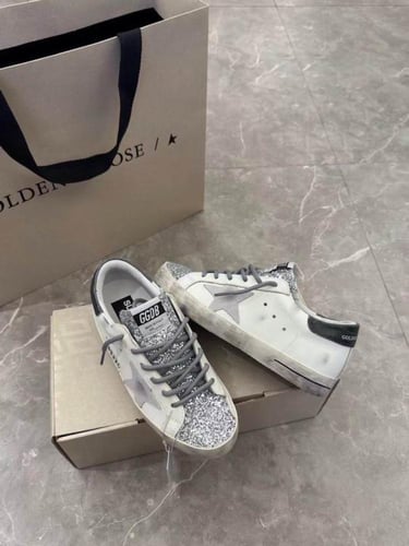 حذاء جولدن جوس Golden Goose