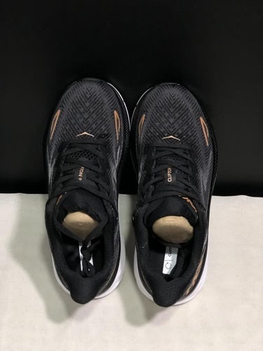 حذاء سنيكرز HOKA Clifton 9