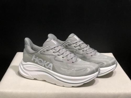 حذاء HOKA Clifton 10